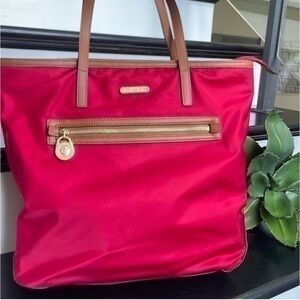 Michael kors tote shoulder handbag purse, red, like new